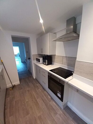 5 Bedroom Semi-Detached House To Rent In Oxford Street, Grantham, NG31