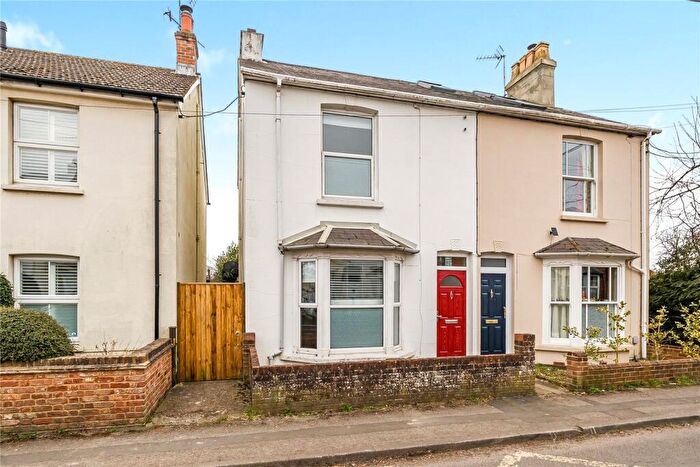 3 Bedroom Semi-Detached House To Rent In Victoria Road, Alton, Hampshire, GU34