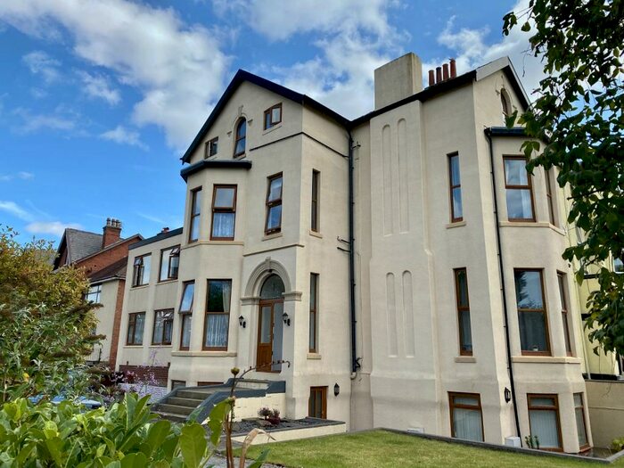 1 Bedroom Flat To Rent In Alexandra Road, Southport, Merseyside., PR9