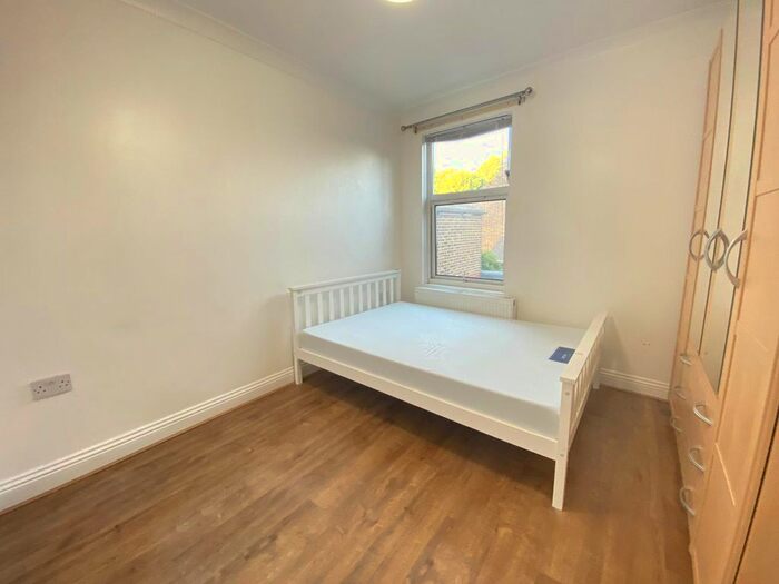6 Bedroom Terraced House To Rent In Prince Regent Lane, Plaistow/Canning Town, E13