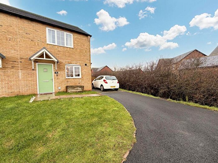 2 Bedroom Semi-Detached House For Sale In Godwine Close, Carlisle, CA3