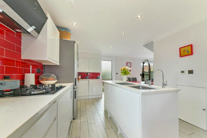 3 Bedroom Property To Rent In Littlecote Close, London, SW19