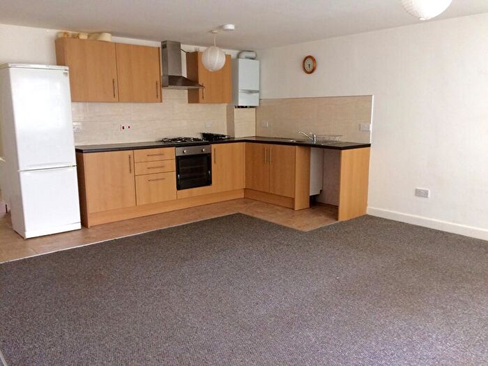 2 Bedroom Flat To Rent In Alderminster Road, Mount Nod, CV5