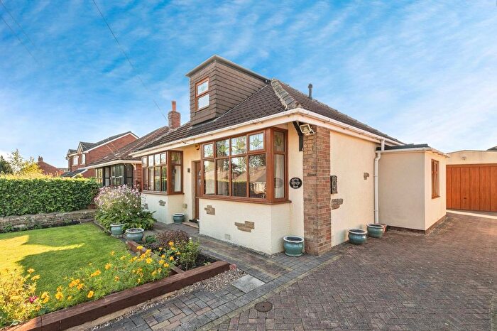 2 Bedroom Detached Bungalow For Sale In Manor Road, Ossett, WF5