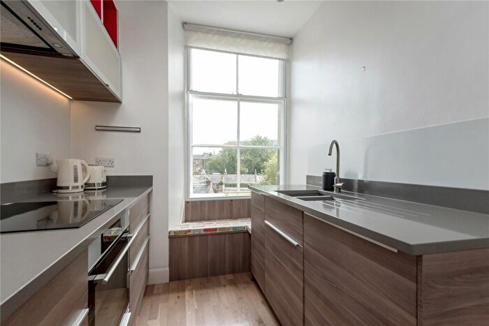 2 Bedroom Apartment To Rent In Lansdowne Crescent, Edinburgh, Midlothian, EH12