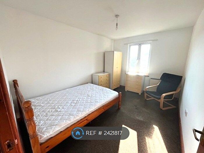2 Bedroom Flat To Rent In City Road, Bristol, BS2