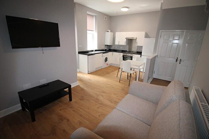 2 Bedroom Flat To Rent In Oakland Road, Newcastle Upon Tyne, NE2