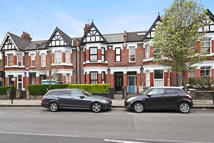 5 Bedroom Terraced House For Sale In Chamberlayne Road, Kensal Rise, NW10