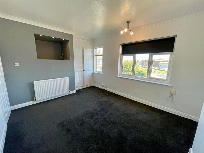 2 Bedroom Semi-Detached House For Sale In The Causeway, Darlington, DL1