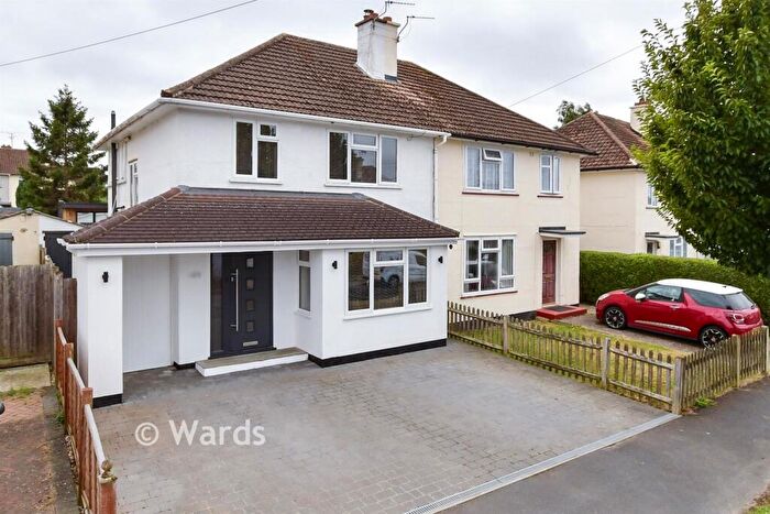 3 Bedroom Semi-Detached House For Sale In Sussex Road, Maidstone, Kent, ME15