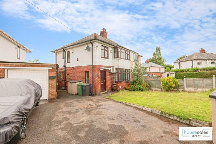 3 Bedroom Semi-Detached House For Sale In Parker Lane, Mirfield, WF14