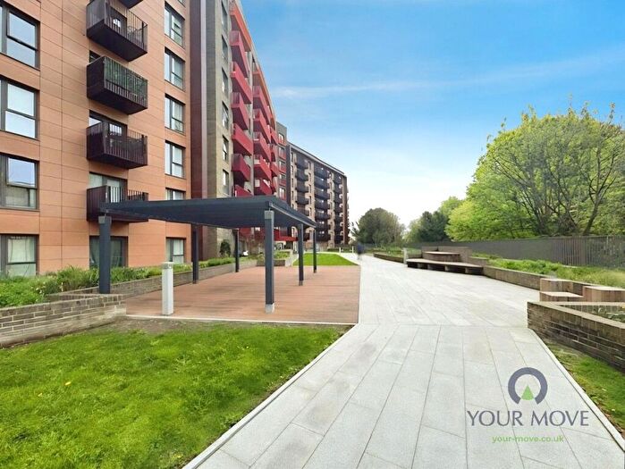 2 Bedroom Flat To Rent In Mill Wood, Maidstone, Kent, ME14