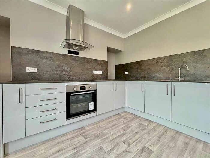 2 Bedroom Flat To Rent In Adelaide Street, Plymouth, Plymouth, PL1