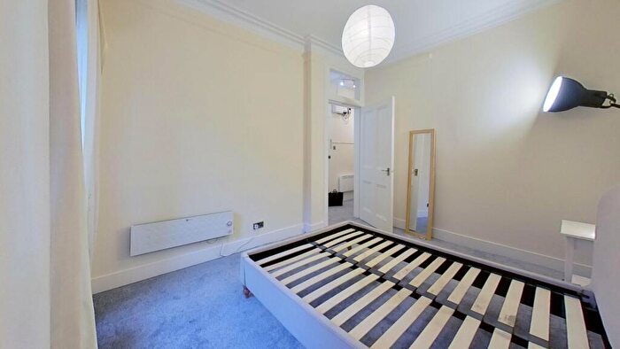 1 Bedroom Flat To Rent In Peffer Bank, Edinburgh, EH16