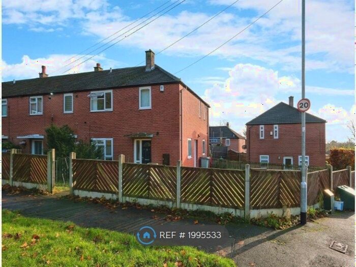 3 Bedroom Semi-Detached House To Rent In King Alfreds Drive, Leeds, LS6