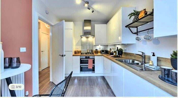 3 Bedroom Terraced House To Rent In Cast House Place, Newport, NP19