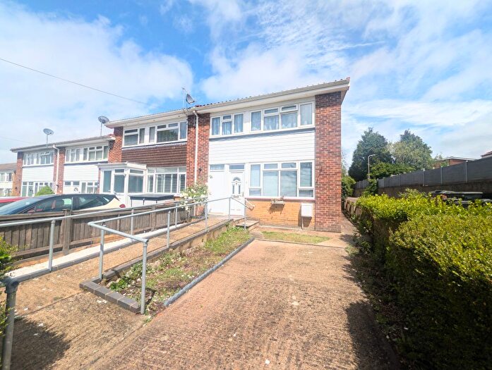 3 Bedroom End Of Terrace House To Rent In Wool Grove, Andover, SP10