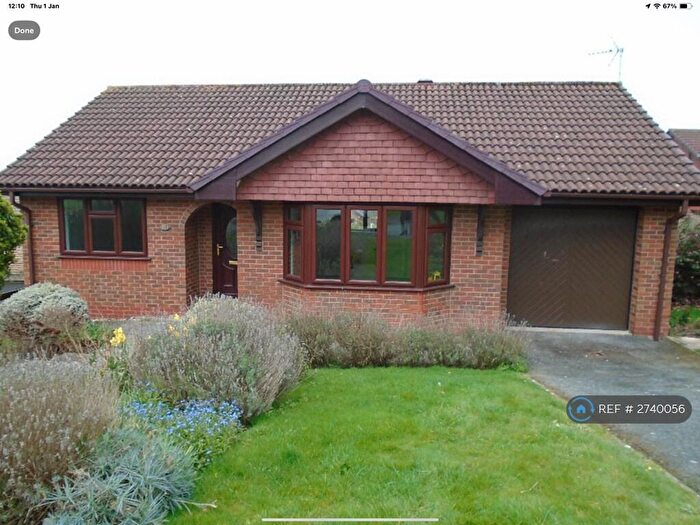 2 Bedroom Bungalow To Rent In Trem Y Mor, Abergele, LL22