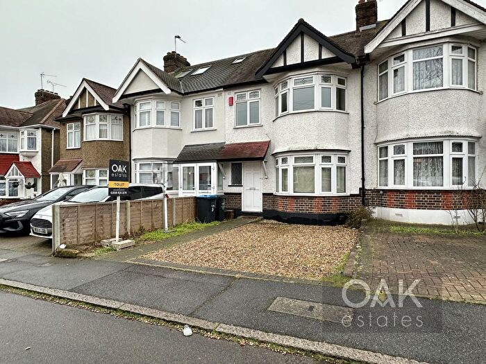 3 Bedroom Terraced House To Rent In Bullsmoor Gardens, Waltham Cross, EN8