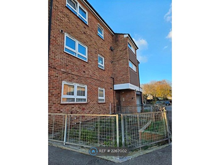 1 Bedroom Flat To Rent In Alnwick Road, London, E16