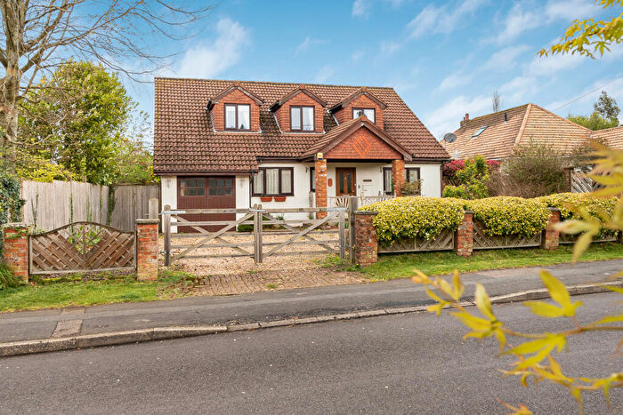 4 Bedroom Detached House For Sale In Blackberry Lane, Four Marks, Alton, Hampshire, GU34