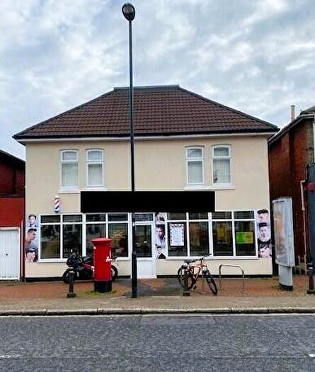 1 Bedroom Flat To Rent In High Road, Southampton, Hampshire, SO16