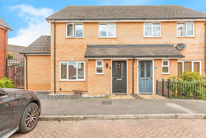 3 Bedroom Semi-Detached House For Sale In Chorister Crescent, Hoo, Rochester, Kent, ME3