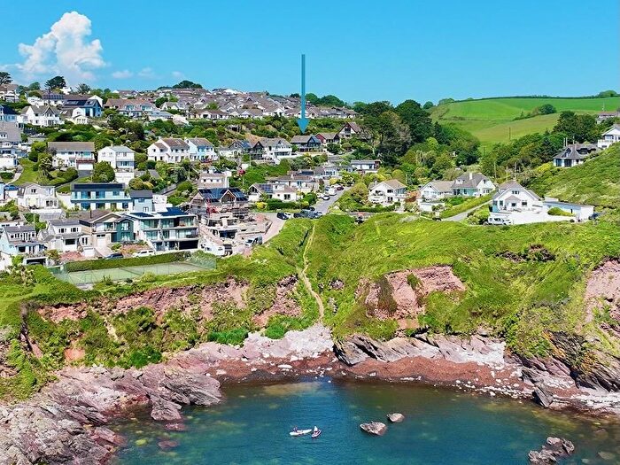 4 Bedroom Detached House For Sale In Heybrook Bay, Plymouth, PL9