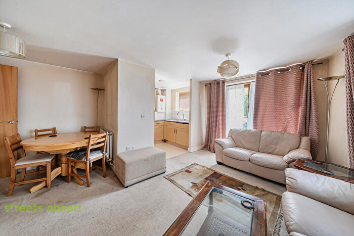 2 Bedroom Apartment For Sale In Harry Close, Croydon, CR0