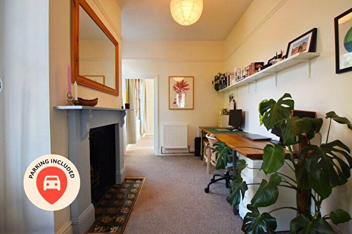 1 Bedroom Apartment To Rent In Cotham Road South, Cotham, Bristol, BS6