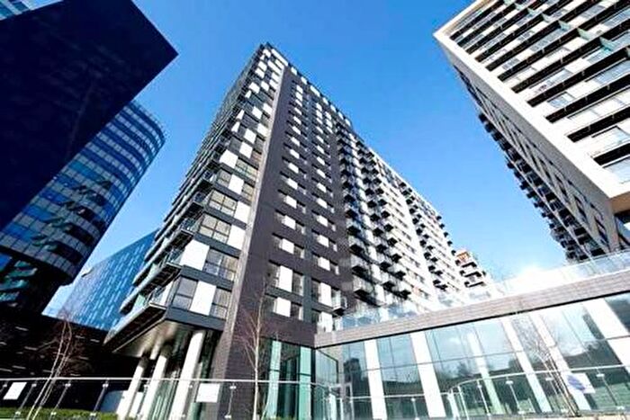 1 Bedroom Terraced House To Rent In Vallea Court, Red Bank, Manchester, M4