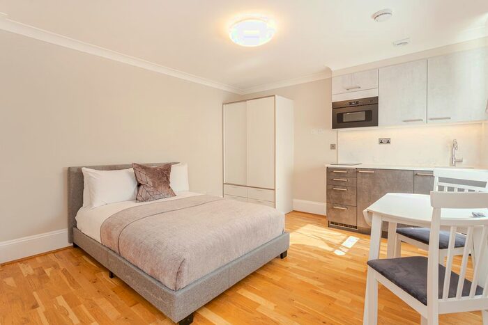 Studio To Rent In Courtfield Gardens, London SW5