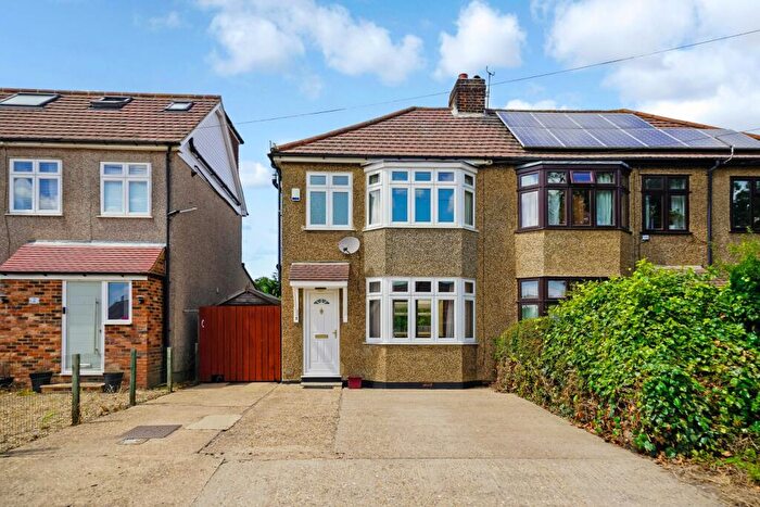 3 Bedroom Semi-Detached House For Sale In Matthews Villas, Old House Lane, Harlow, CM19