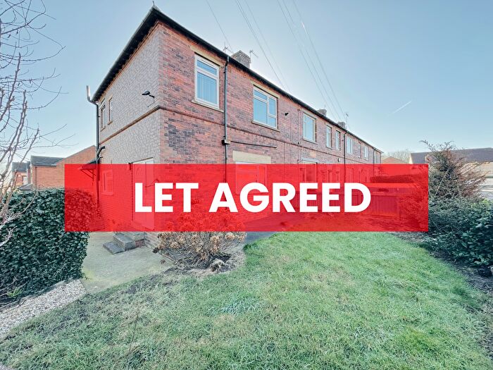 3 Bedroom Semi-Detached House To Rent In Longfield Avenue, Pudsey, LS28