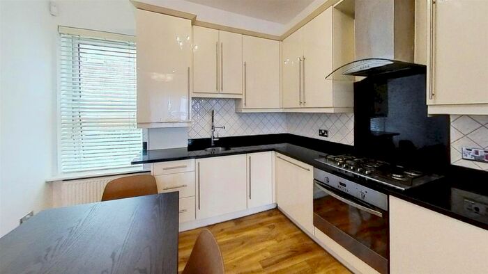 2 Bedroom Maisonette To Rent In Chiltern Street, London, W1U