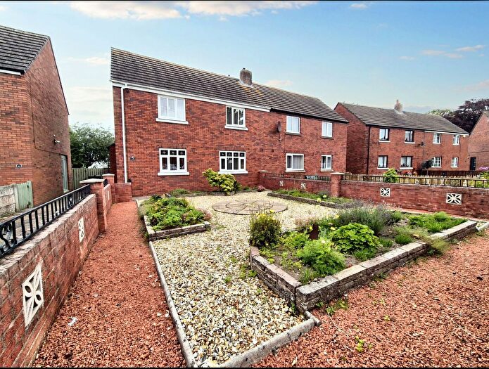 3 Bedroom Semi-Detached House For Sale In The Oval, Cummersdale, CA2