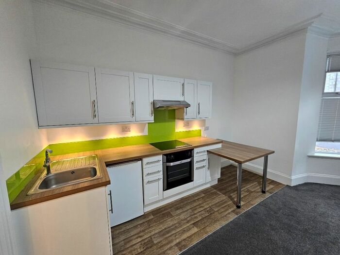 1 Bedroom Flat To Rent In Union Grove, West End, Aberdeen, AB10