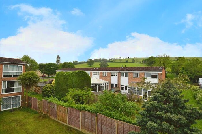 2 Bedroom Flat To Rent In Willmott Close, Bristol, BS14