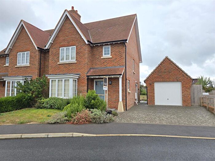 3 Bedroom House For Sale In Higher Stour Meadow, Marnhull, Sturminster Newton, DT10