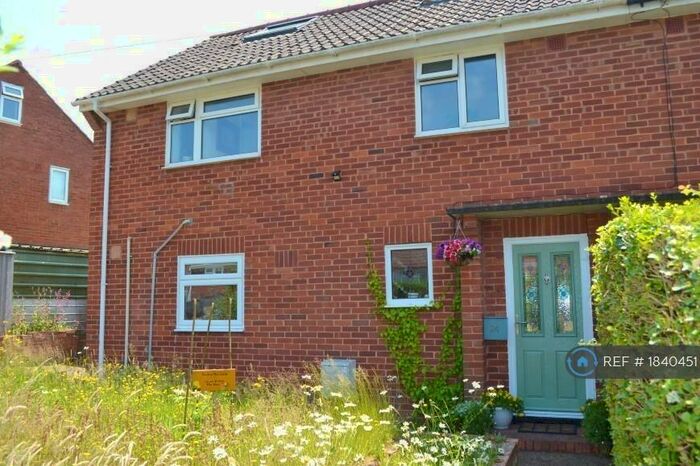 5 Bedroom Semi-Detached House To Rent In The Green, Exmouth, EX8