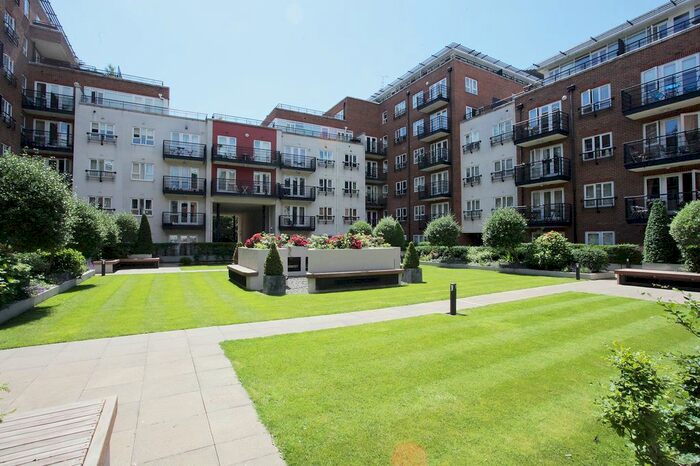 1 Bedroom Flat To Rent In Seven Kings Way, Kingston Upon Thames, KT2