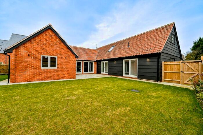 4 Bedroom Barn Conversion For Sale In Cutlers Green, Thaxted, Dunmow, CM6