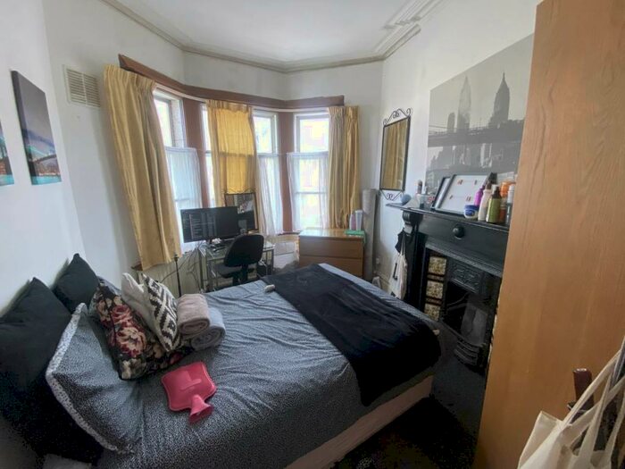 1 Bedroom House To Rent In Colum Road (Rooms), Cathays, Cardiff, CF10