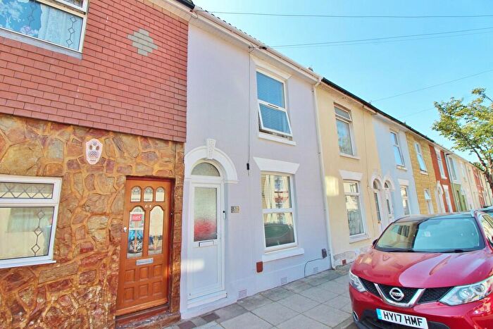 3 Bedroom Terraced House For Sale In Binsteed Road, Buckland, PO2