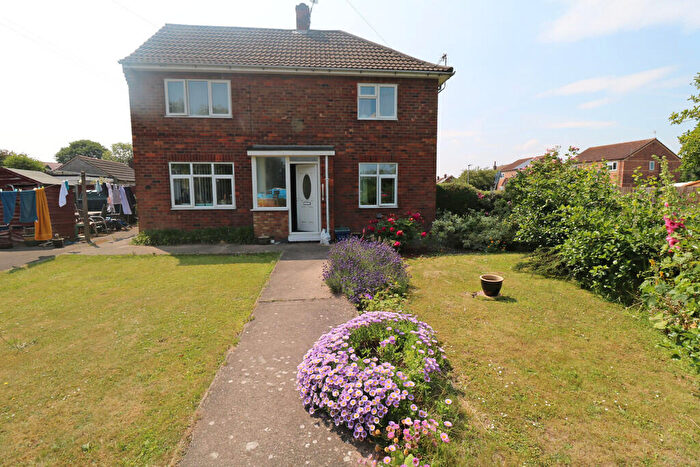 3 Bedroom Semi-Detached House For Sale In Station Road, Keadby, DN17