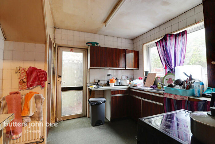 3 Bedroom Semi Detached House For Sale In Ash Road, Crewe, CW1