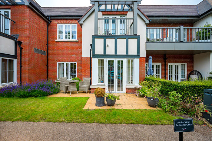 1 Bedroom Retirement Property For Sale In The Grange, Gifford Lea, Tattenhall, Cheshire, CH3
