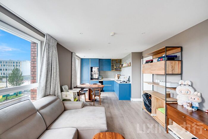 2 Bedroom Flat For Sale In Beresford Avenue, Wembley, HA0