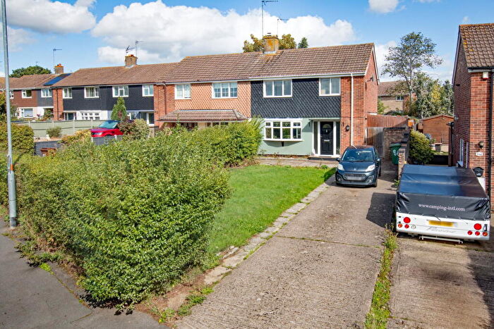 3 Bedroom Semi Detached House For Sale In Farmstead Road, Corby, NN18