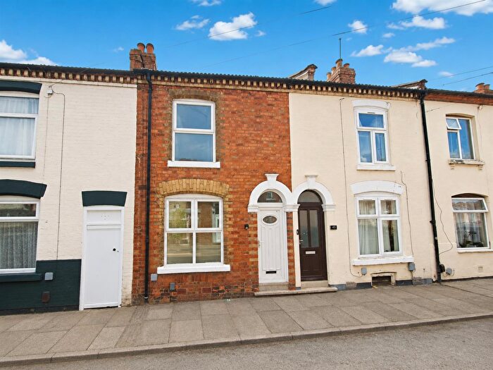 3 Bedroom House For Sale In Cloutsham Street, Northampton, NN1